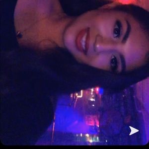 Meet your Posher, Vanessa